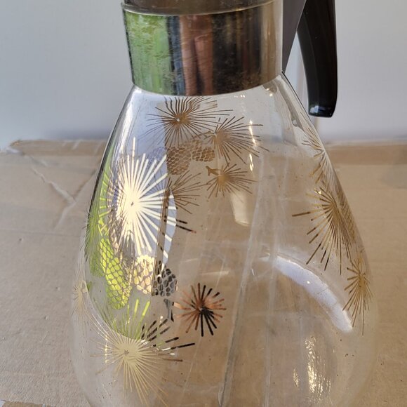VINTAGE PYREX GLASS COFFEE CARAFE w/ PINECONE DESIGN GUC MCM SEE PICTURES BIN I - Picture 4 of 10